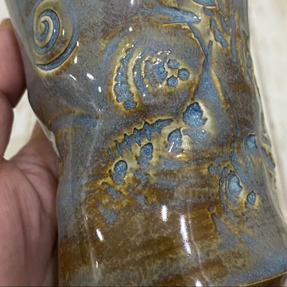 Signed Pottery Japanese Glazed Tea Cup - Picture 7 of 12